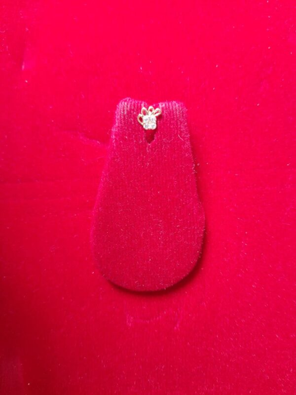 flower shape nose pin in screwback