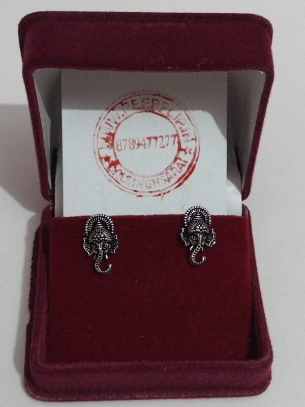 Ganesha Earstuds